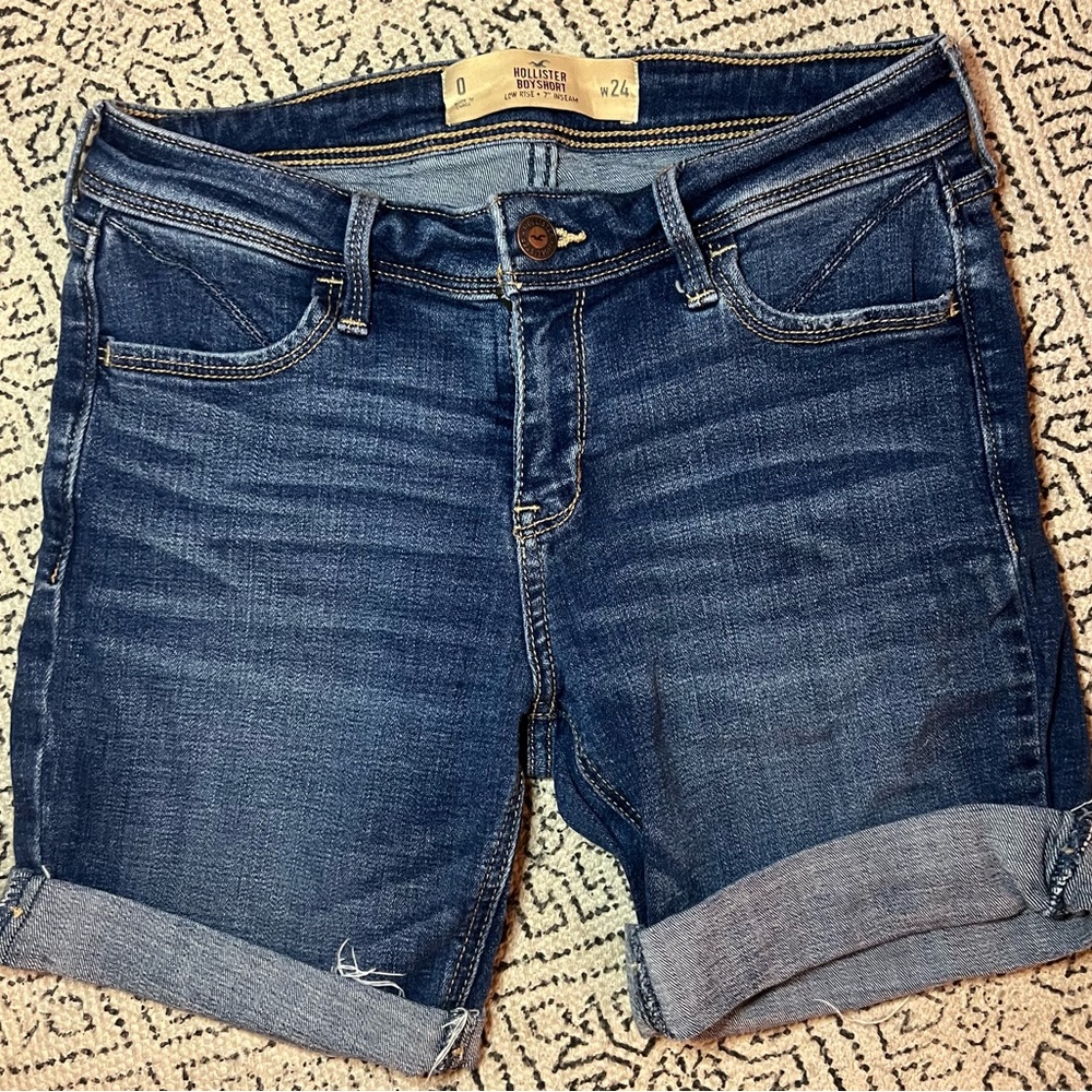 Hollister boyfriend jean short